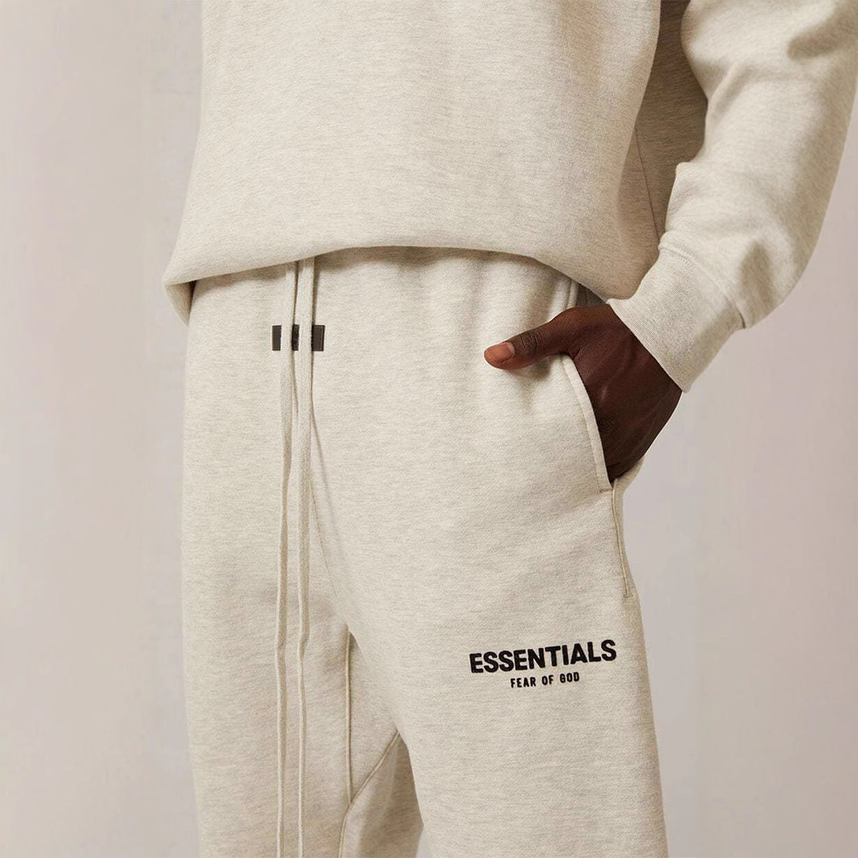 22S Fleece Print ESSENTIALS Sweatpants