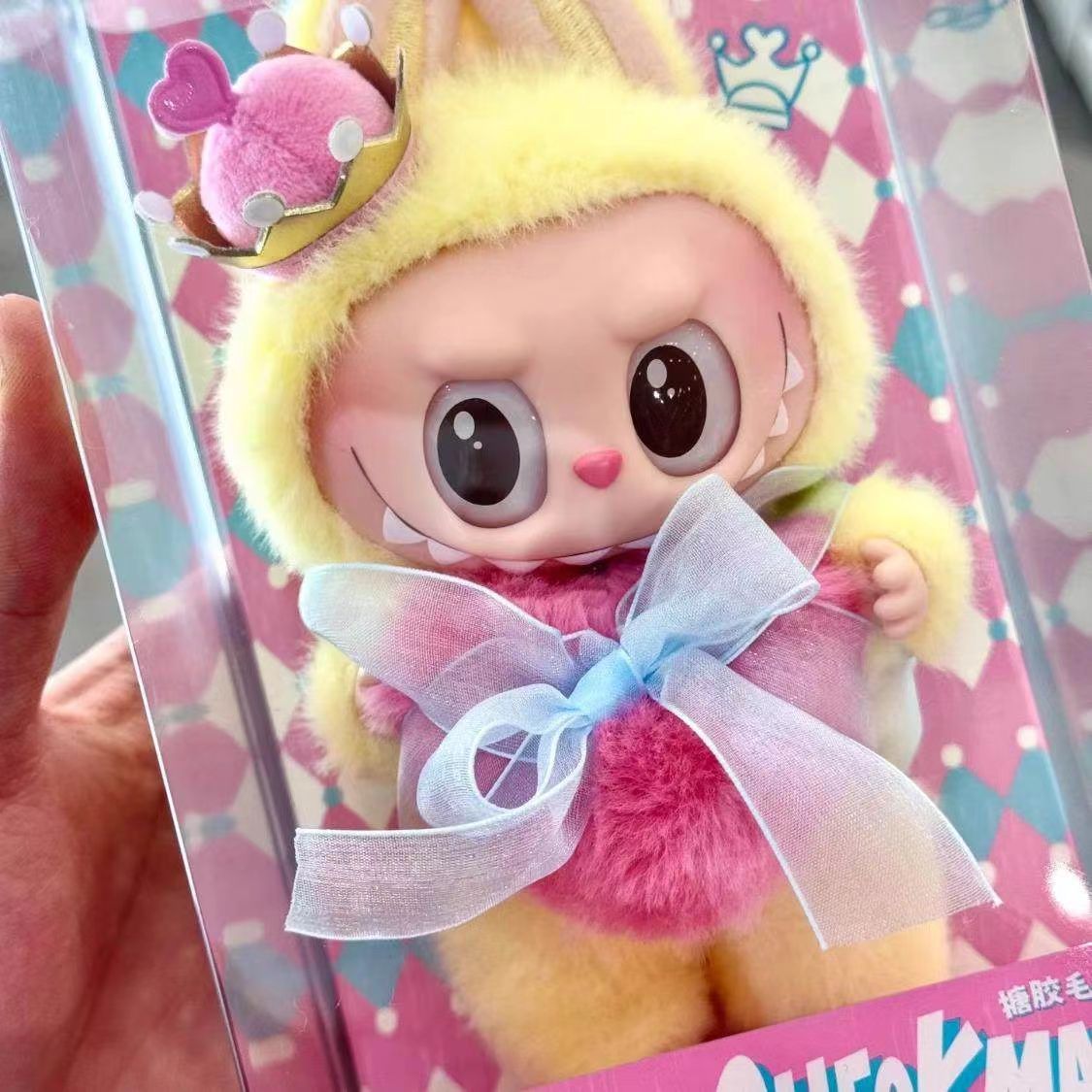 1.0 Pop Mart Labubu The Monsters Big into Energy Series