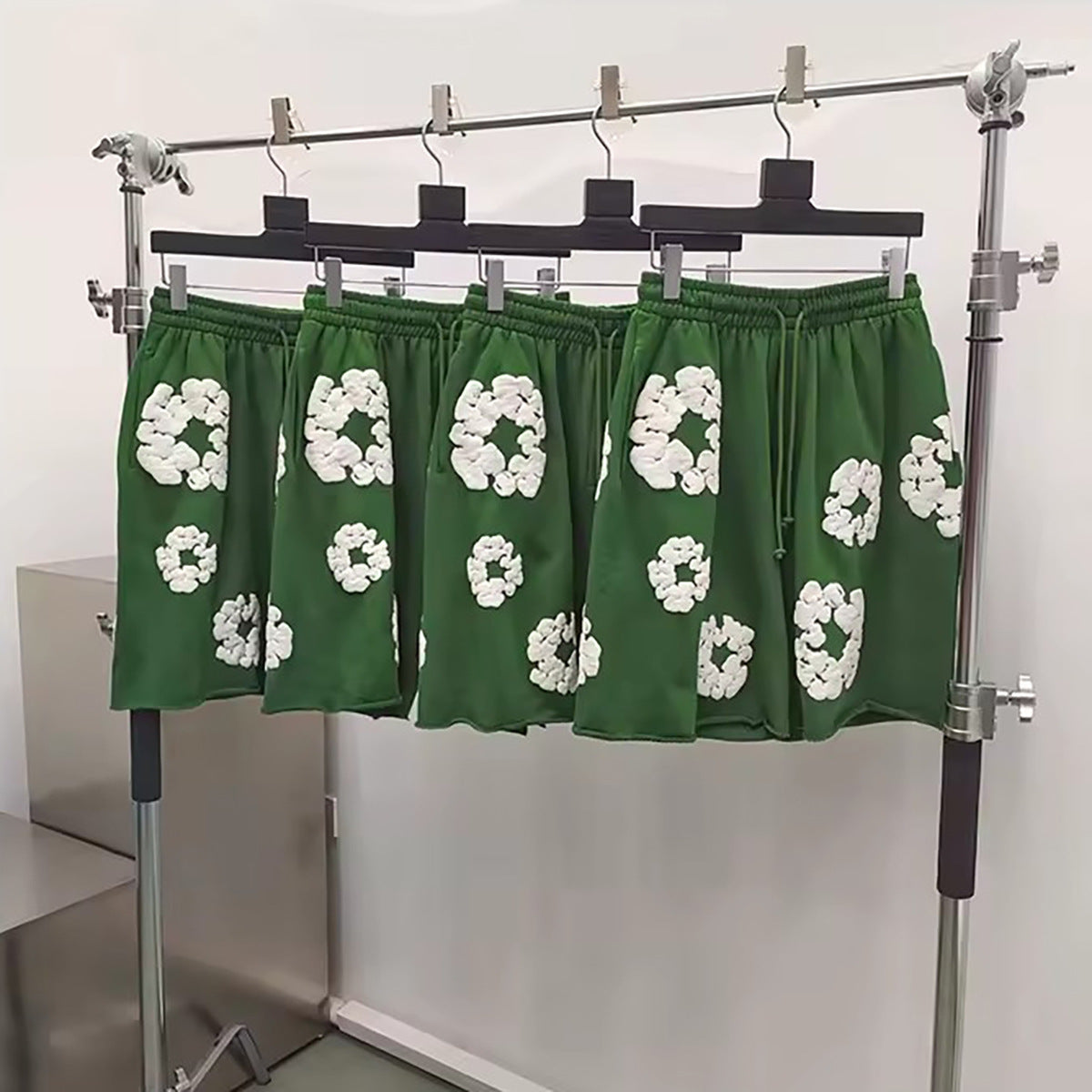 Top Quality 1:1 Denim Puffy Printed Tears Shorts