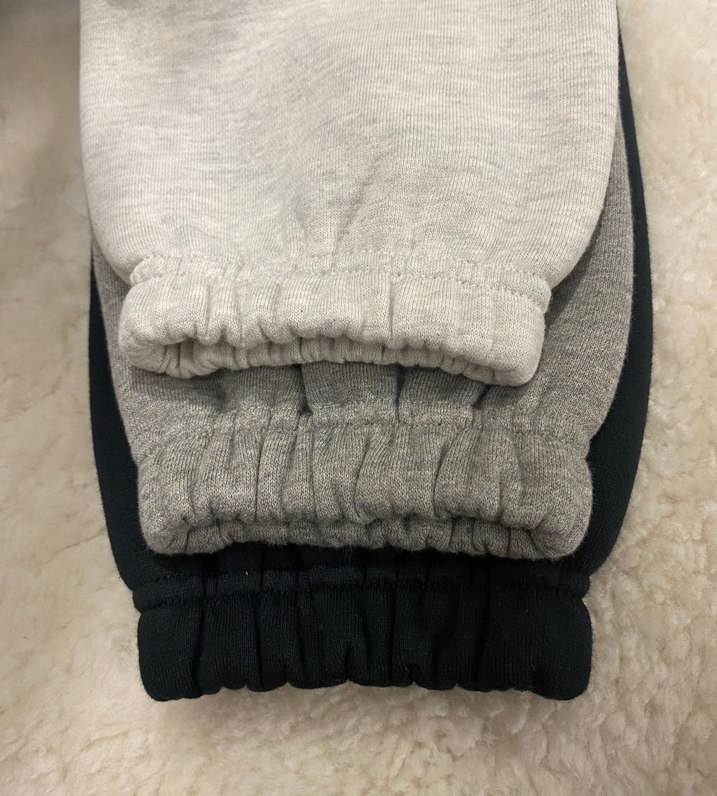 SS22 Top ESS **Fog Ankle-Tied Flocking Fear of God Essentials Sweatpants