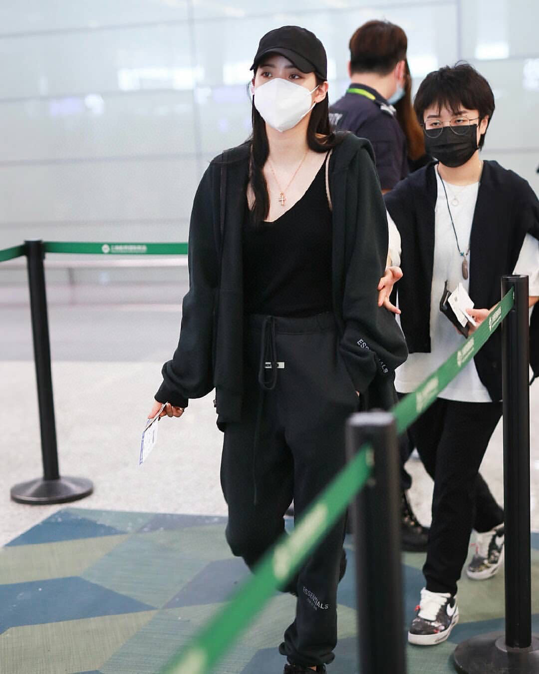 ESS Silicone Letter Zipper Fleece-lined100% Cotton Hooded Sweater