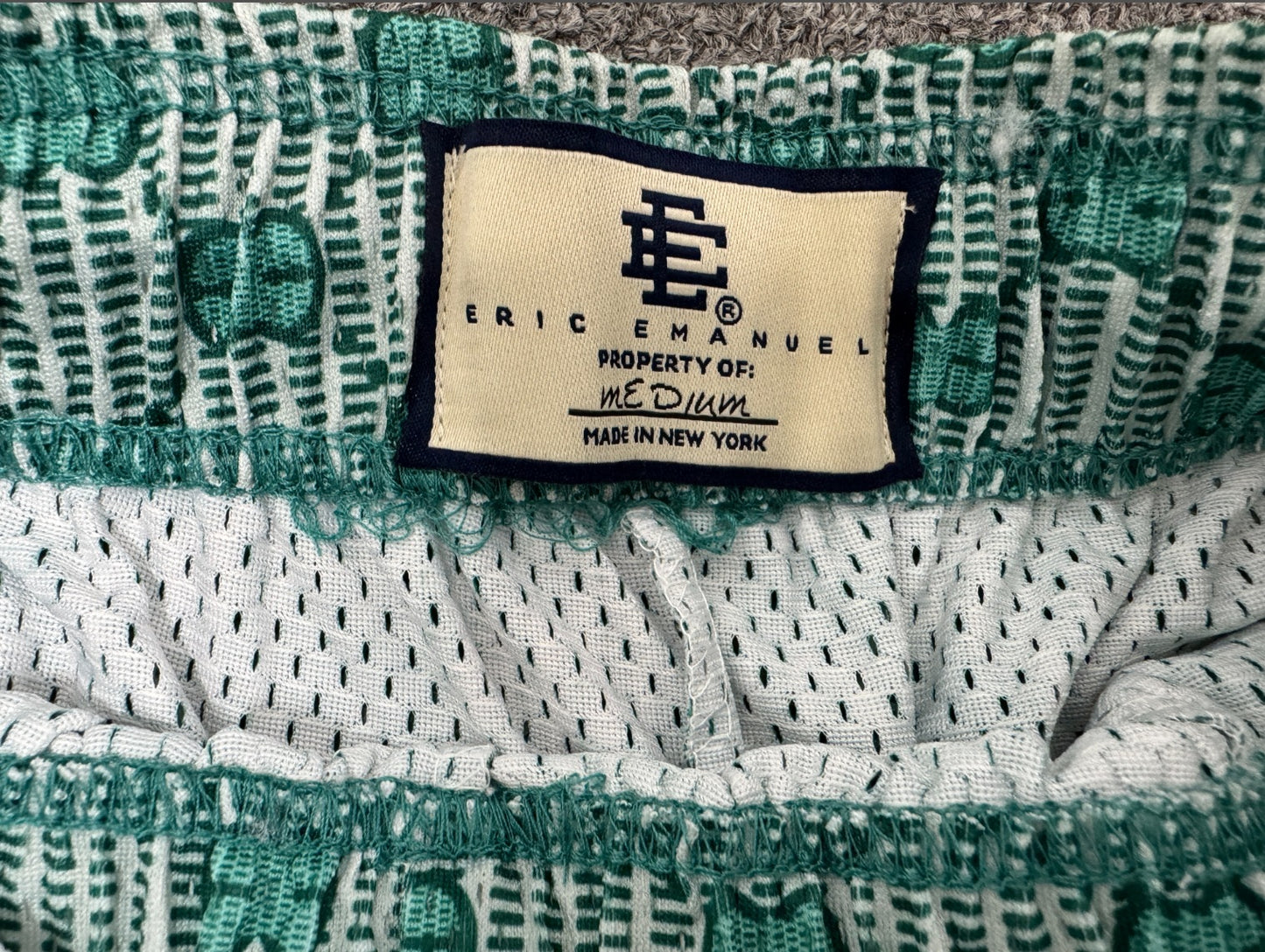 EE3006 Fashion Eric Emanuel Quick-Drying Mesh Shorts